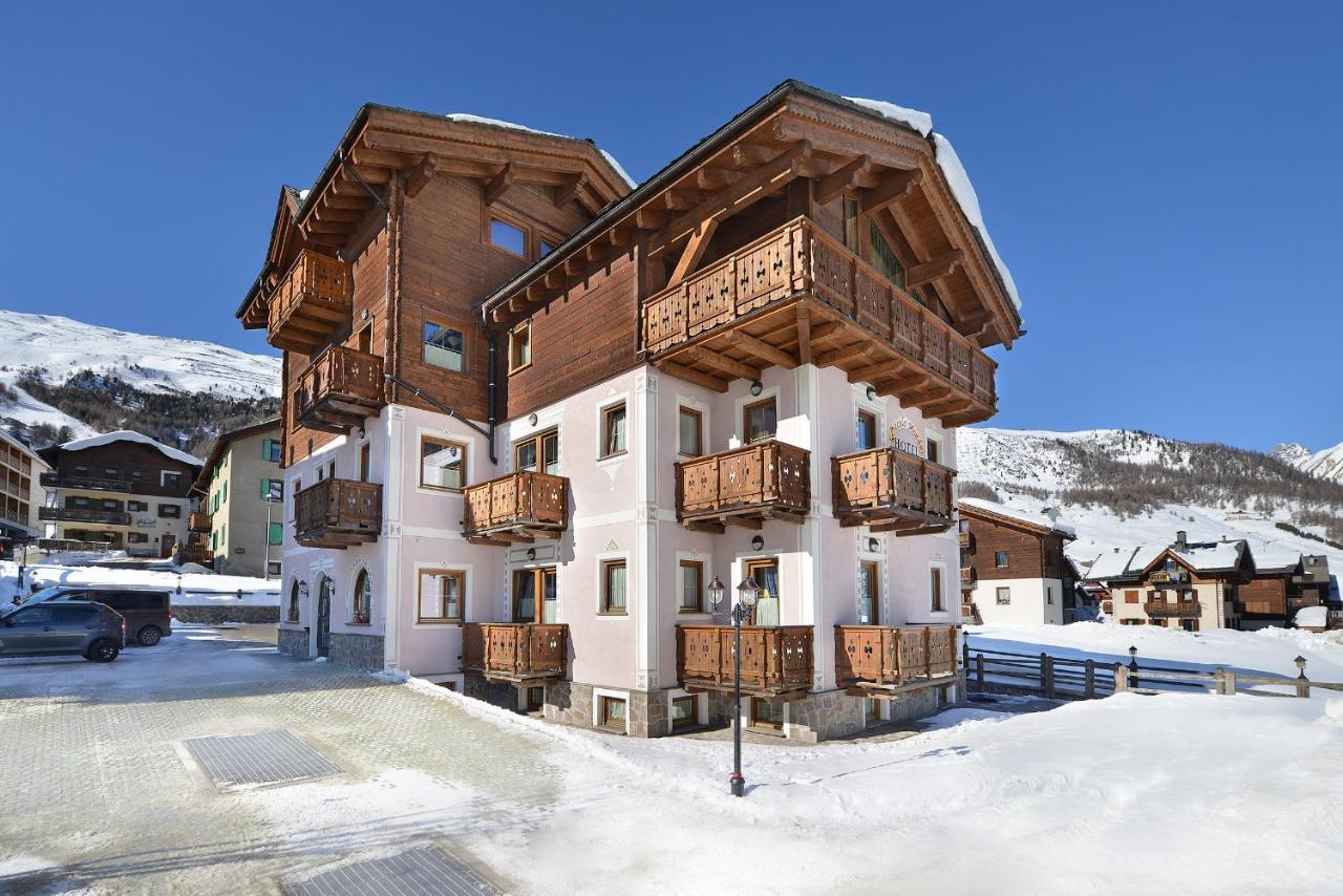 Hotel Piccolo Mondo Livigno Luaran gambar