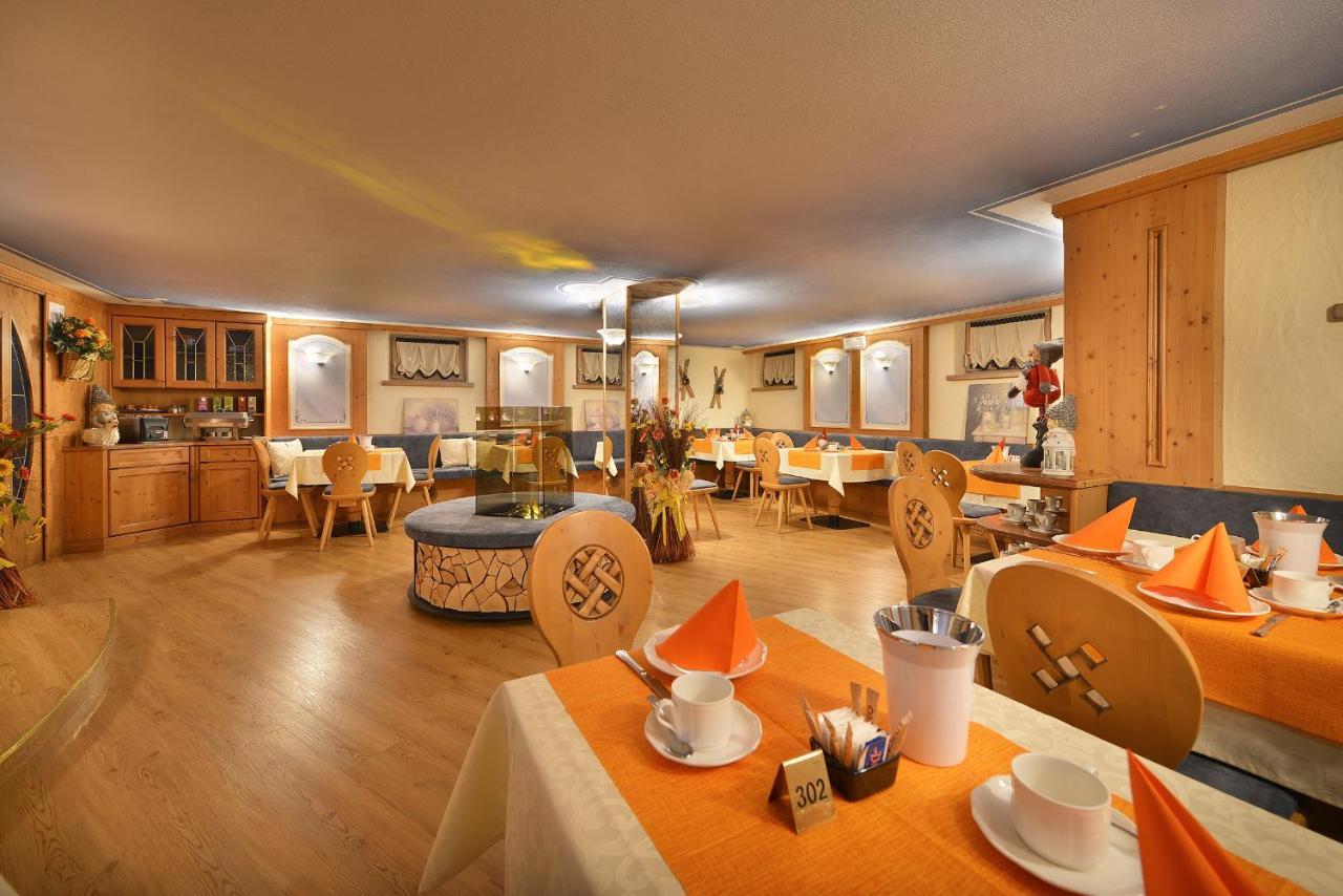 Hotel Piccolo Mondo Livigno Luaran gambar